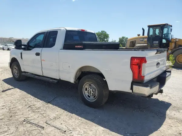 1FT7X2A68JEC57260 2018 FORD F250 - Image 2