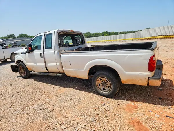 1FT7X2A69GEA31107 2016 FORD F250 - Image 2