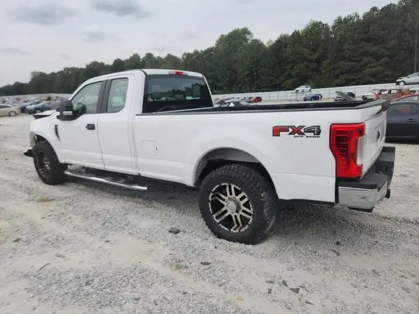 1FT7X2A6XKEF63264 2019 FORD F250 - Image 2