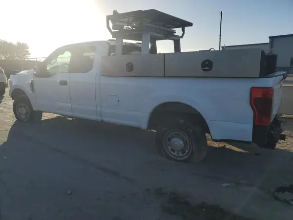 1FT7X2A6XMEC12325 2021 FORD F250 - Image 2