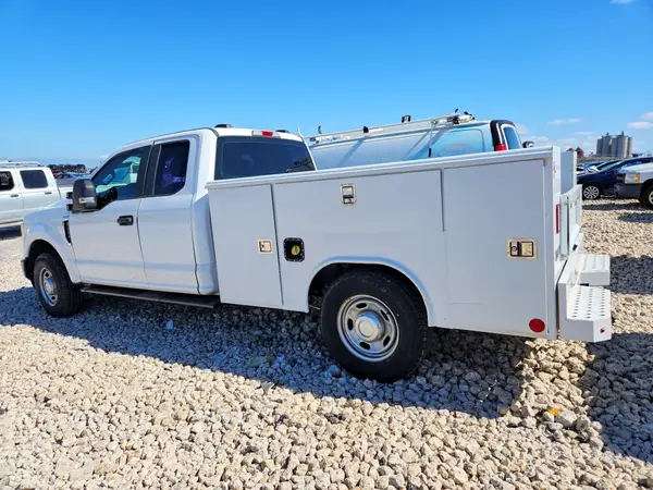 1FT7X2A6XNED80869 2022 FORD F250 - Image 2