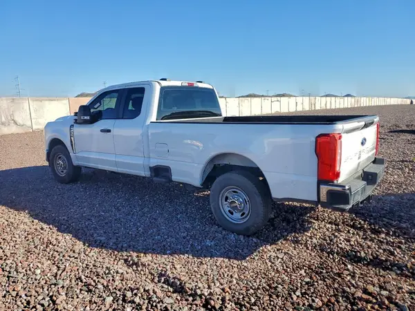 1FT7X2AA1REF28076 2024 FORD F250 - Image 2