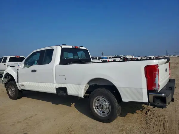 1FT7X2AA4RED40488 2024 FORD F250 - Image 2