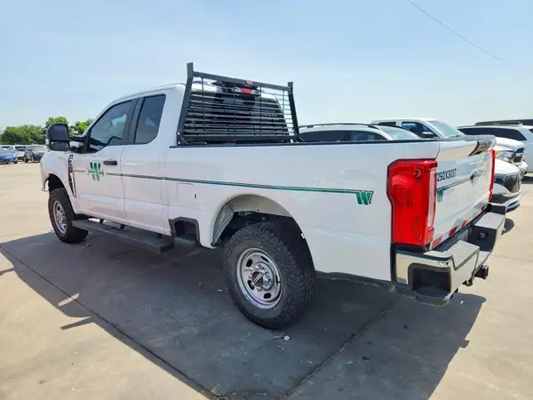 1FT7X2AA5PEC73896 2023 FORD F250 - Image 2