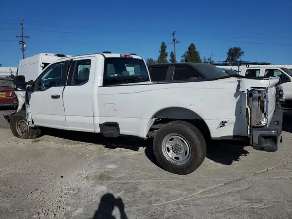 1FT7X2AA6REE73947 2024 FORD F250 - Image 2