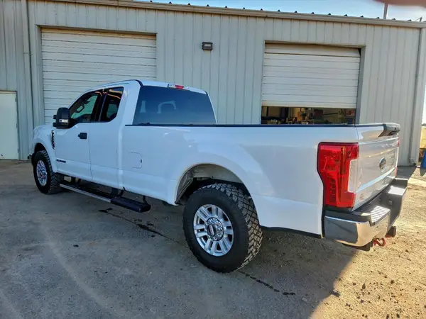 1FT7X2AT3HEE33731 2017 FORD F250 - Image 2