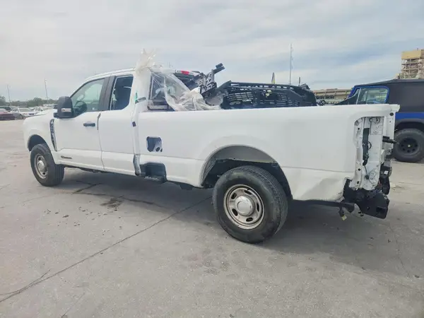 1FT7X2AT4PEC63846 2023 FORD F250 - Image 2