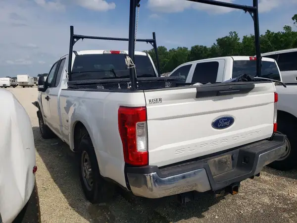 1FT7X2AT7KEG32918 2019 FORD F250 - Image 2