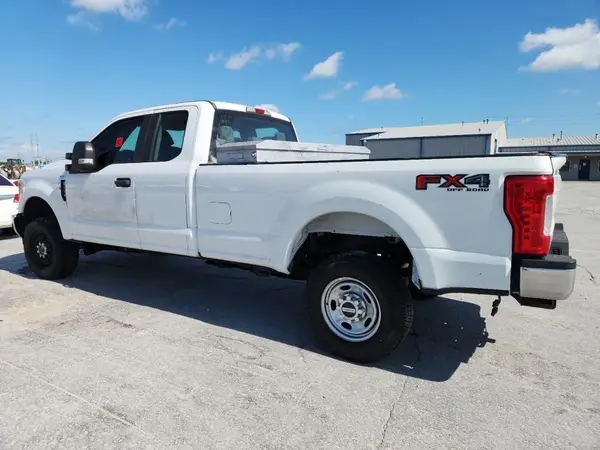 1FT7X2B60HEB90923 2017 FORD F250 - Image 2