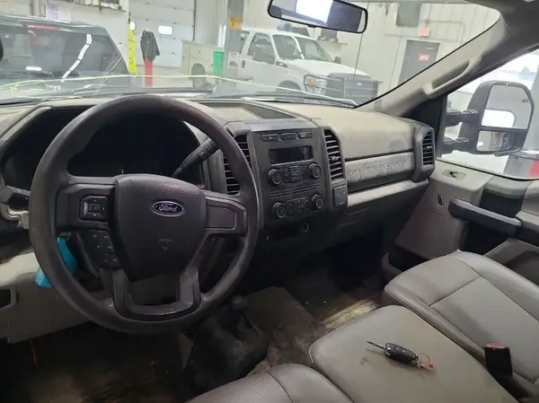 1FT7X2B60HEC03993 2017 FORD F250 - Image 2