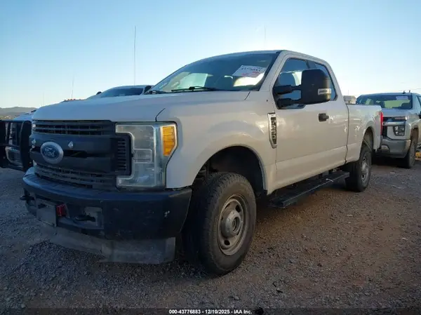 1FT7X2B60HEE28883 2017 FORD F250 - Image 2