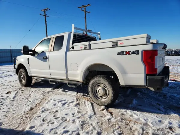 1FT7X2B60HEF18275 2017 FORD F250 - Image 2