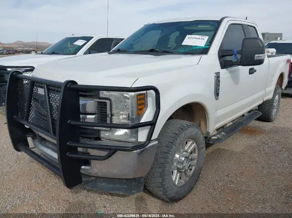 1FT7X2B60KED51908 2019 FORD F250 - Image 2