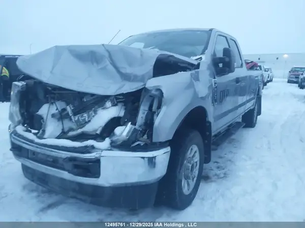 1FT7X2B60NEC02290 2022 FORD F250 - Image 2