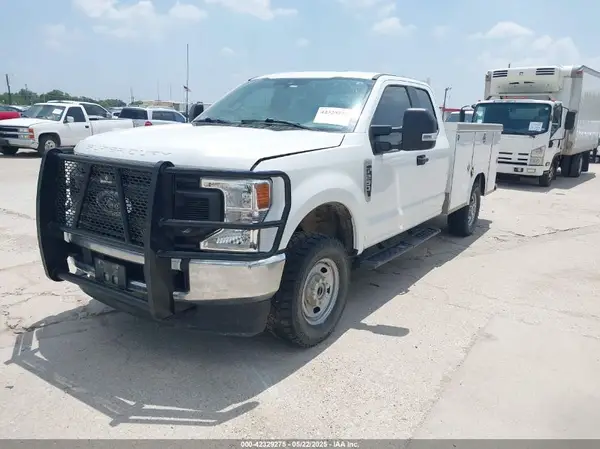 1FT7X2B60NED00817 2022 FORD F250 - Image 2