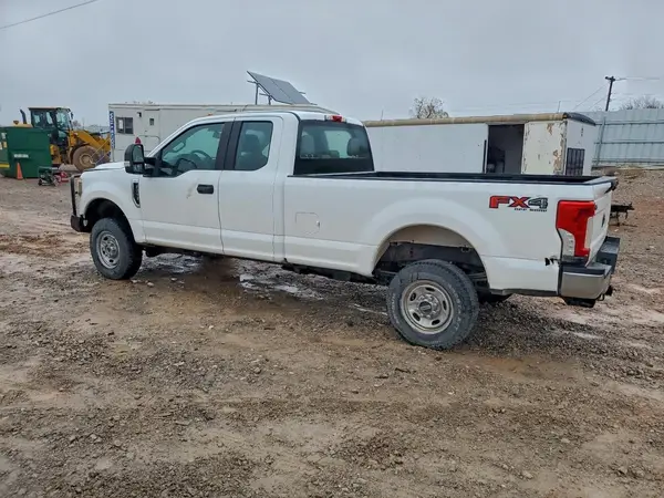 1FT7X2B61KED26340 2019 FORD F250 - Image 2
