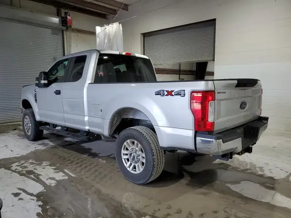 1FT7X2B62JEB02993 2018 FORD F250 - Image 2
