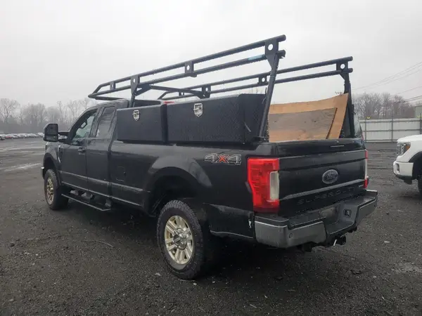 1FT7X2B62JEC68396 2018 FORD F250 - Image 2