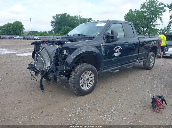 1FT7X2B62KEC76242 2019 FORD F250 - Image 2