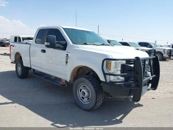 1FT7X2B62KED43261 2019 FORD F250 - Image 1