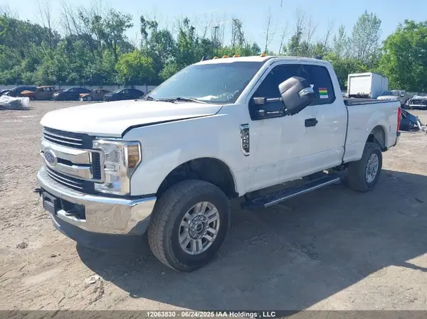 1FT7X2B62KEE38256 2019 FORD F250 - Image 2