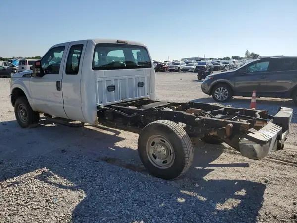 1FT7X2B63GEB18466 2016 FORD F250 - Image 2