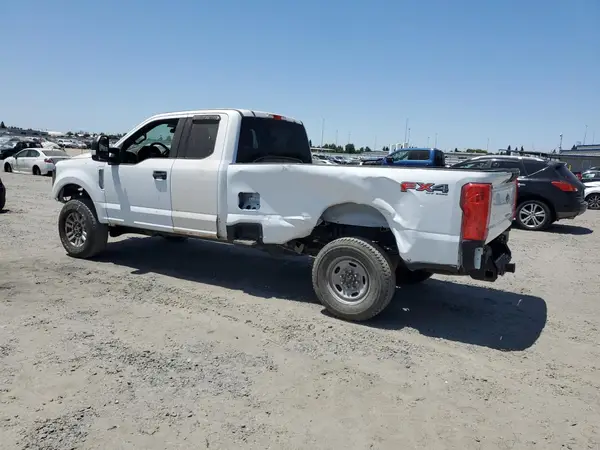 1FT7X2B63HEB19120 2017 FORD F250 - Image 2
