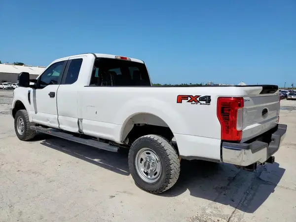 1FT7X2B63HED50048 2017 FORD F250 - Image 2
