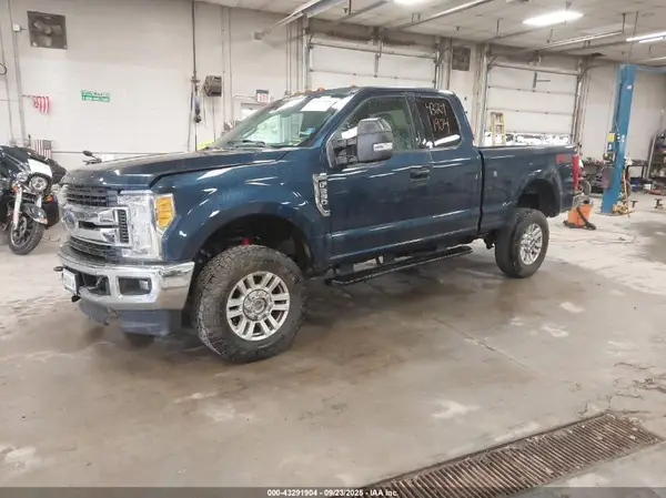 1FT7X2B63HED89271 2017 FORD F250 - Image 2
