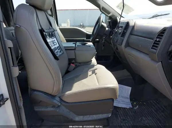 1FT7X2B63HEE50795 2017 FORD F250 - Image 1