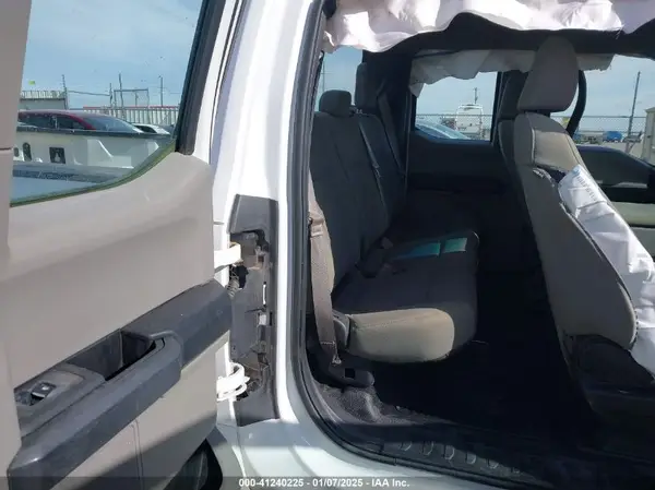 1FT7X2B63HEF34955 2017 FORD F250 - Image 8