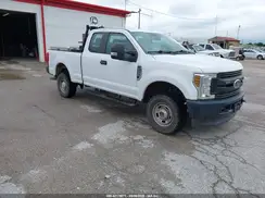 1FT7X2B63JEC48075 2018 FORD F250