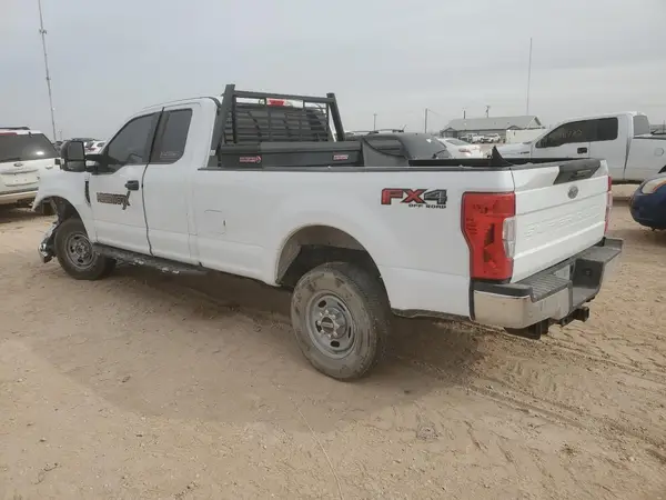 1FT7X2B63NEG44075 2022 FORD F250 - Image 2