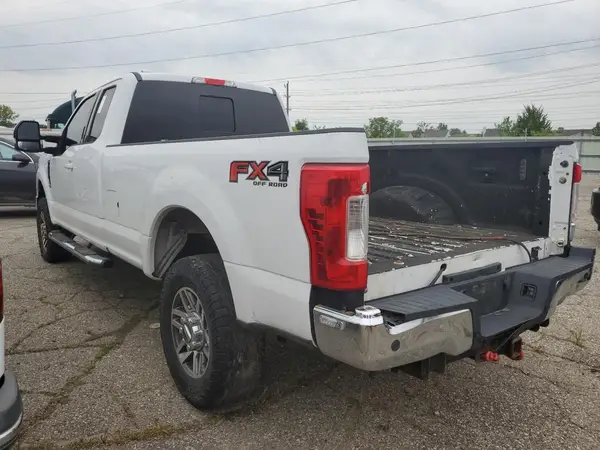 1FT7X2B64HEB61375 2017 FORD F250 - Image 2