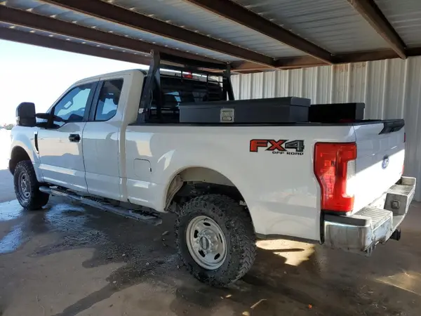 1FT7X2B64HEB93517 2017 FORD F250 - Image 2