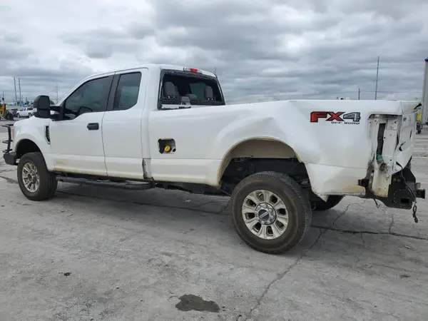 1FT7X2B64HED57915 2017 FORD F250 - Image 2