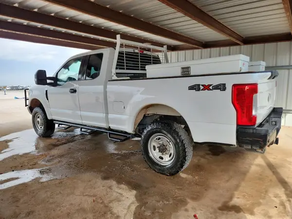 1FT7X2B64HEF18277 2017 FORD F250 - Image 2