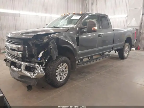 1FT7X2B65HEF15713 2017 FORD F250 - Image 2