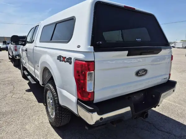 1FT7X2B65JEB24180 2018 FORD F250 - Image 2