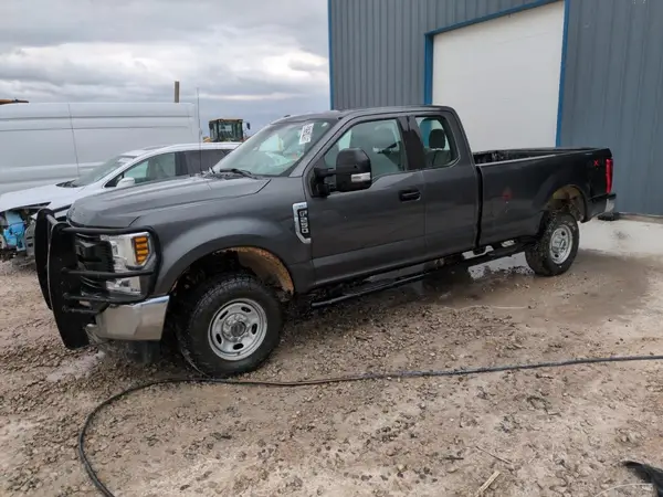 1FT7X2B65JEB31372 2018 FORD F250 - Image 1
