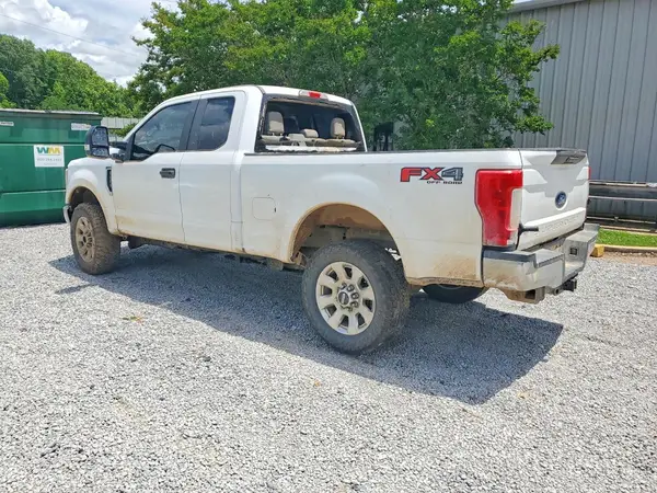 1FT7X2B65JEC74712 2018 FORD F250 - Image 2