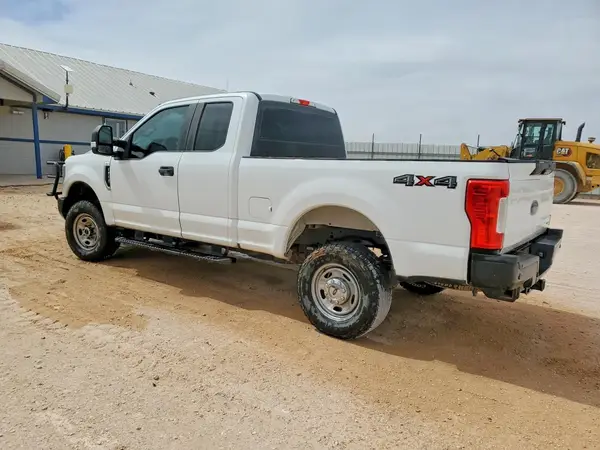 1FT7X2B65KEE68318 2019 FORD F250 - Image 2