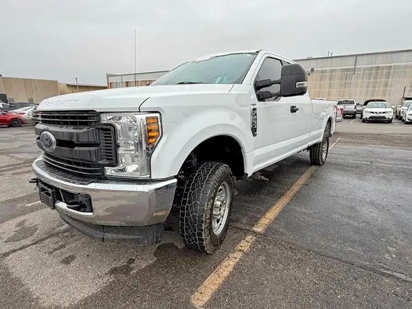 1FT7X2B66JEB19120 2018 FORD F250 - Image 2