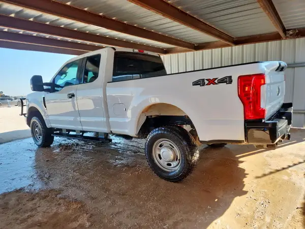 1FT7X2B66KEE68327 2019 FORD F250 - Image 2