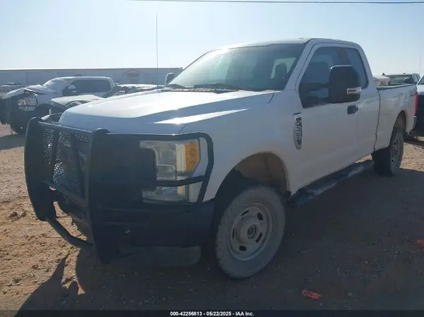 1FT7X2B67HEB92247 2017 FORD F250 - Image 2