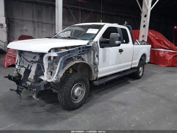 1FT7X2B67HEC82918 2017 FORD F250 - Image 2