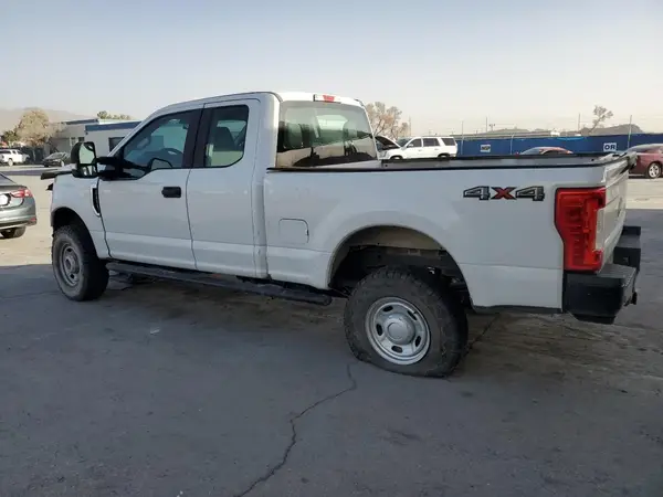 1FT7X2B68HED43127 2017 FORD F250 - Image 2