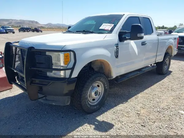 1FT7X2B68HEF18251 2017 FORD F250 - Image 2