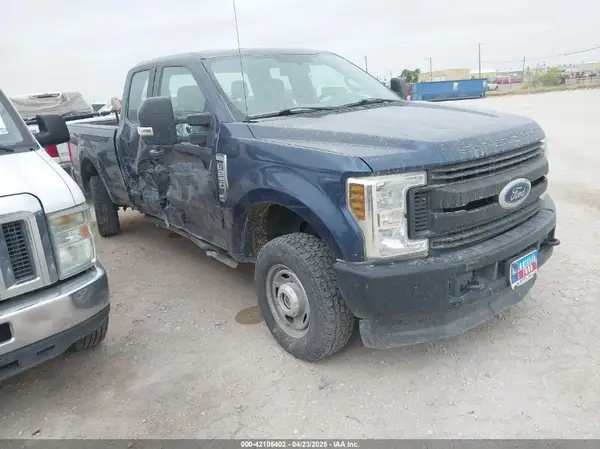 1FT7X2B68JEB42589 2018 FORD F250 - Image 1