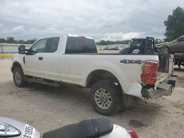 1FT7X2B68JEB68710 2018 FORD F250 - Image 2